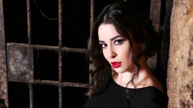 بالصور هكذا احتفلت ضحى بخطوبتها على حبيبها الطبيب في دبي Addiyar